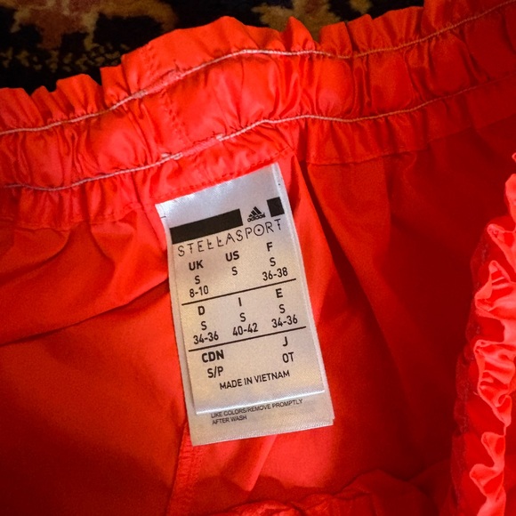 Stella McCartney active short - Picture 3 of 5